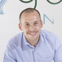 _SRV272_MarchE-guillaume.jpg _SRV272_MarchE-guillaume.jpg